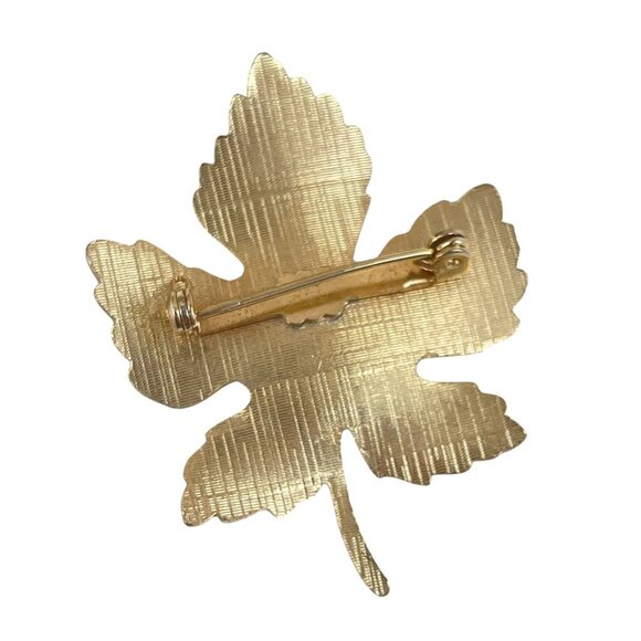 Vintage Brown Enamel Maple Leaf Brooch Pin Gold Tone Metal Elegant Fall Jewelry - Picture 5 of 6